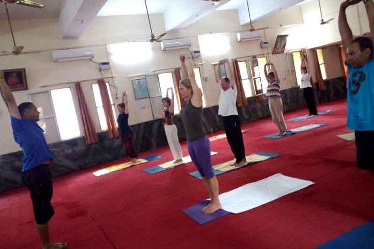 YOGA_CLASS